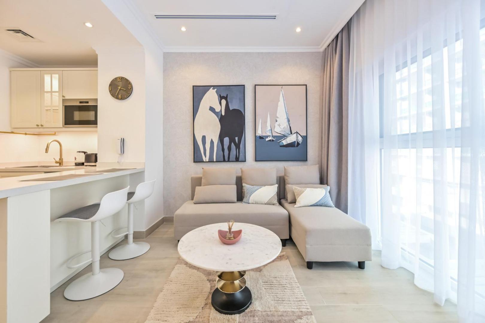 Livbnb-radiant, Upgraded 1b Unit In District 14, Jvc Appartement